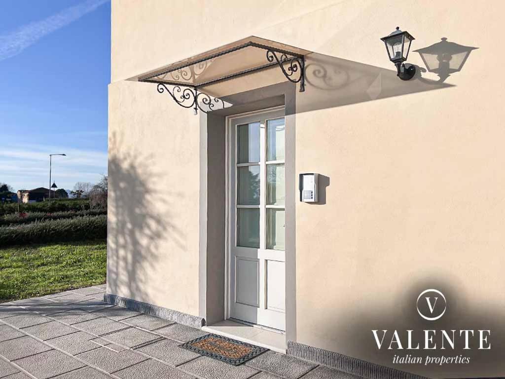Villa Valente - Apartments Capannori Εξωτερικό φωτογραφία
